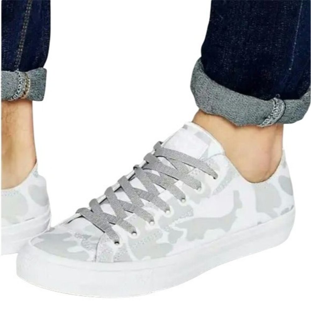 Converse X Chuck Taylor RARE White Camo Low Top Sneakers Shoes Men 8 women’s 10